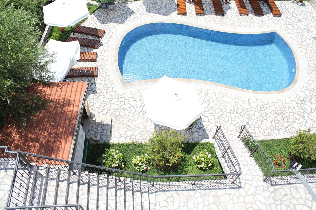 Vila Oaza Markovici Hotel 3*