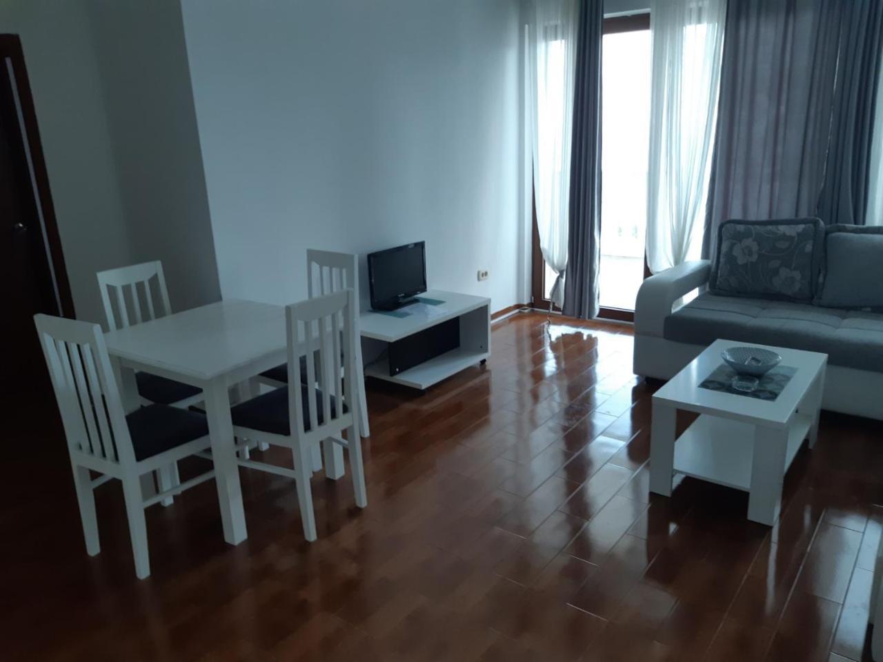 Vila Oaza Markovici