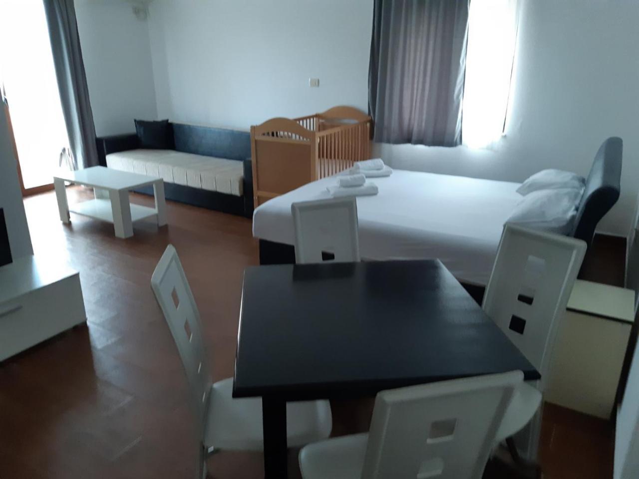 Hotel Vila Oaza Markovici 3*