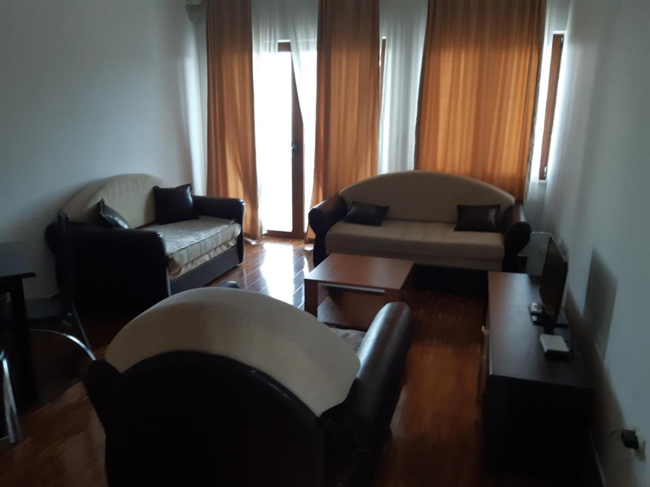 Vila Oaza Markovici 3*