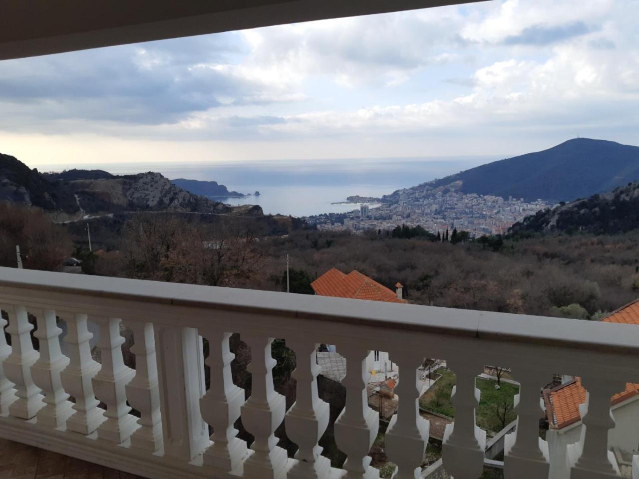 Vila Oaza Markovici